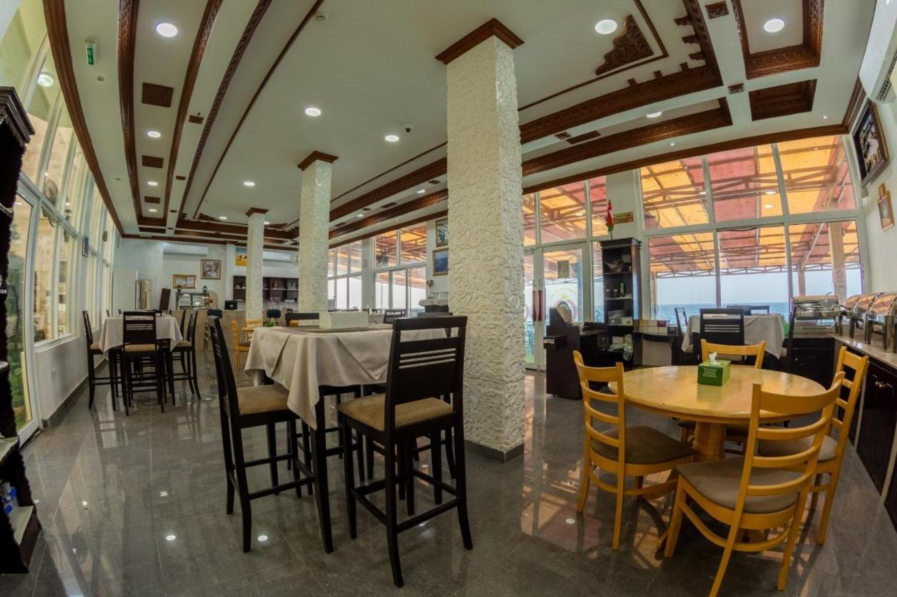 Sur Bandar Al Ayjah Hotel Apartments 외부 사진