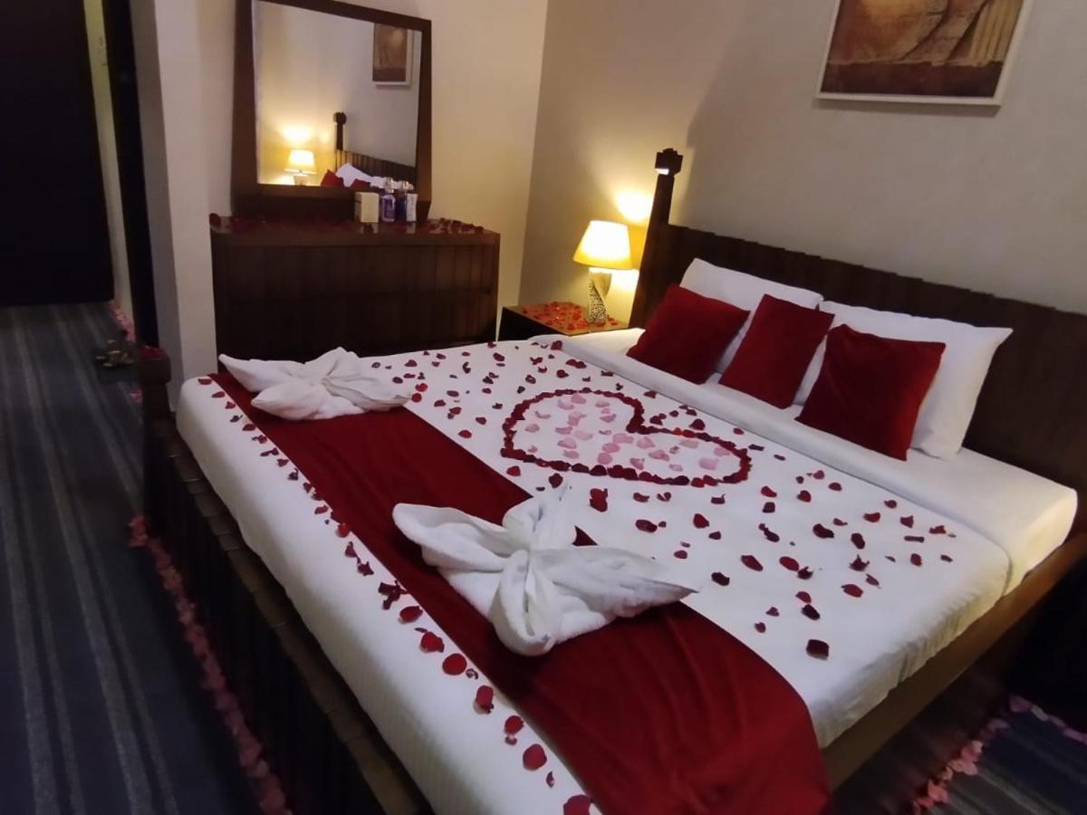 Sur Bandar Al Ayjah Hotel Apartments 외부 사진